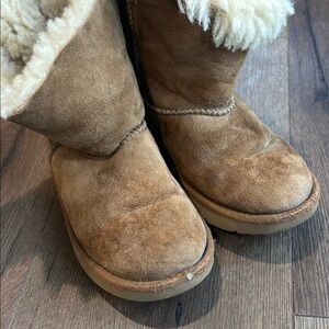 UGG Kids Tan Boots ! Size 12